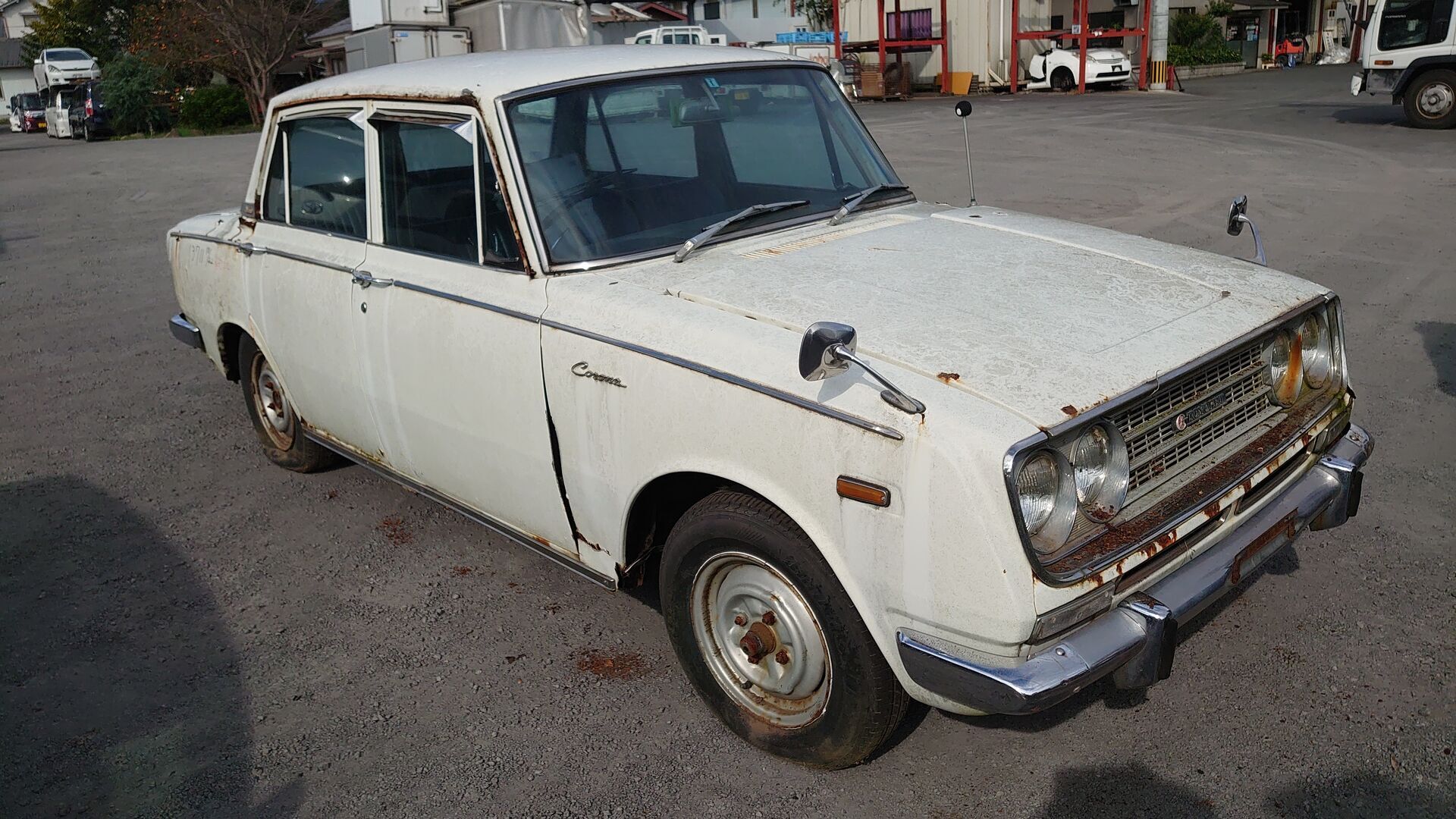 トヨタコロナ不動車入庫しました‼️