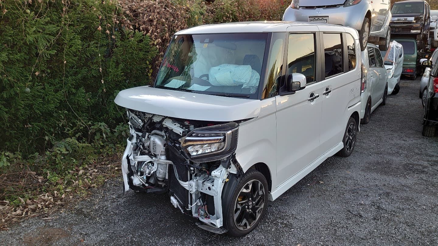 ホンダN-BOX事故車買取りしました‼️
