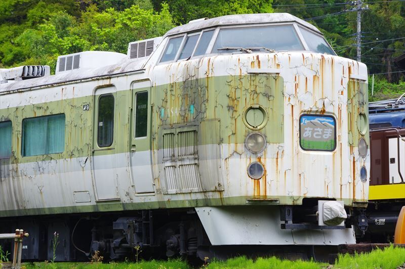 鉄道車両が廃車になる原因には何が考えられるの？