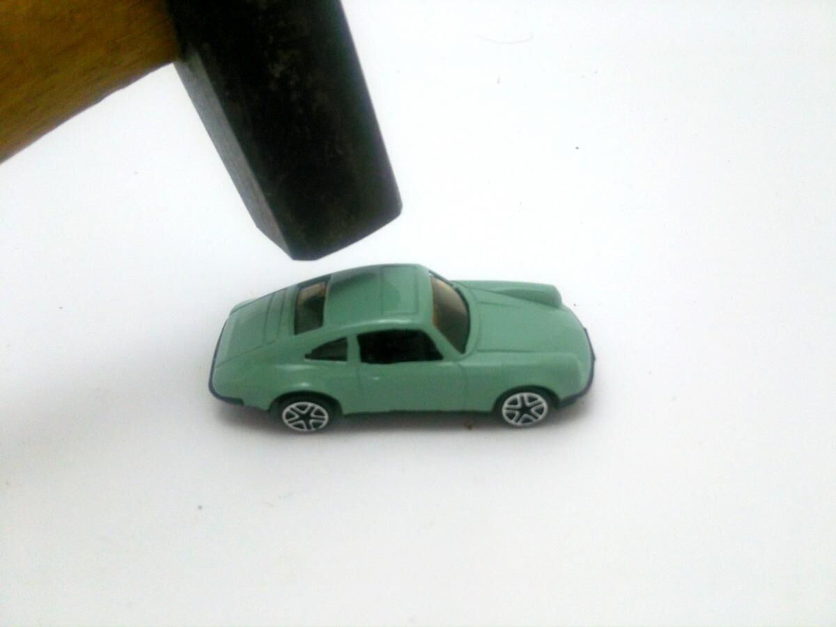廃車の処分に使用するプレス機の全工程と機械の選び方ガイド